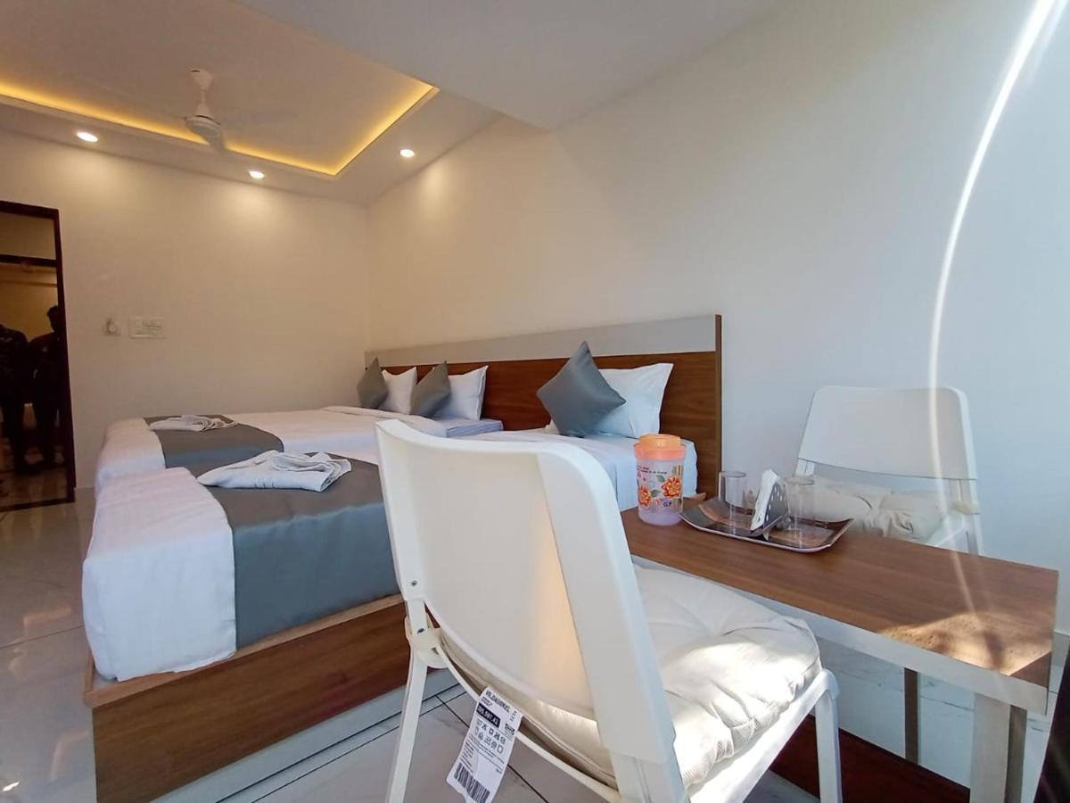 Royal N Deluxe Hotel Bangalore Ngoại thất bức ảnh